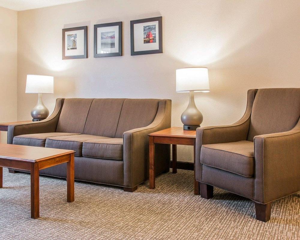 Comfort Suites Grandville - Grand Rapids Sw Ngoại thất bức ảnh