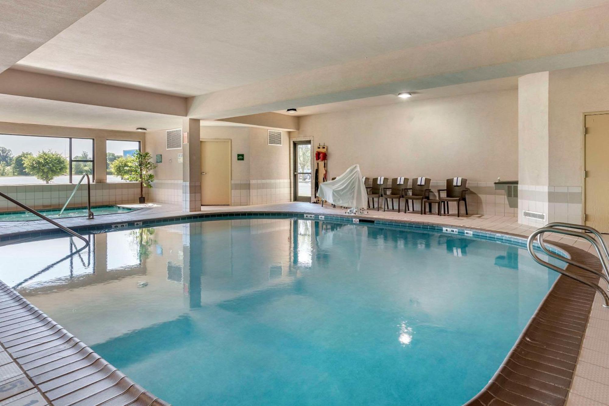 Comfort Suites Grandville - Grand Rapids Sw Ngoại thất bức ảnh