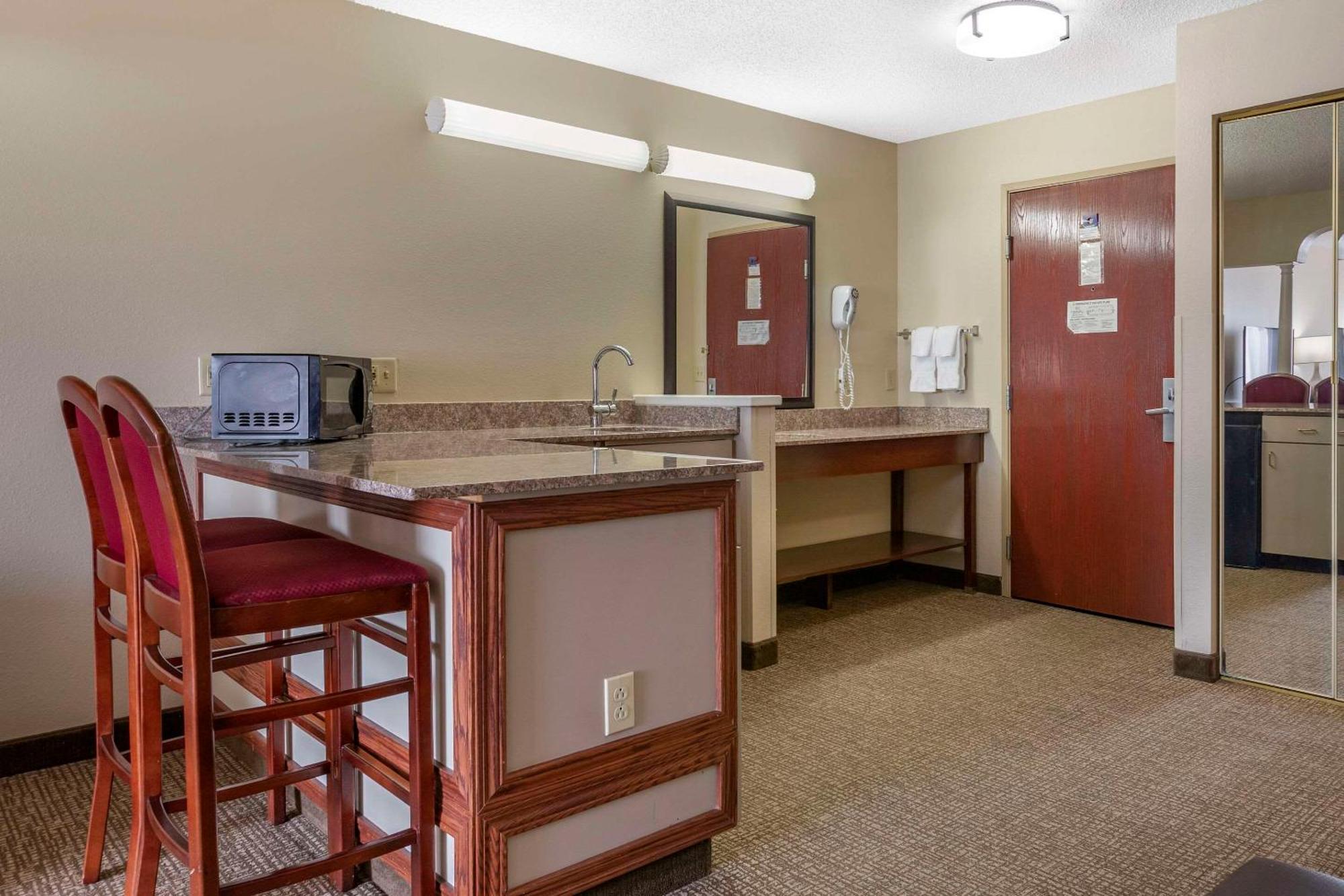 Comfort Suites Grandville - Grand Rapids Sw Ngoại thất bức ảnh