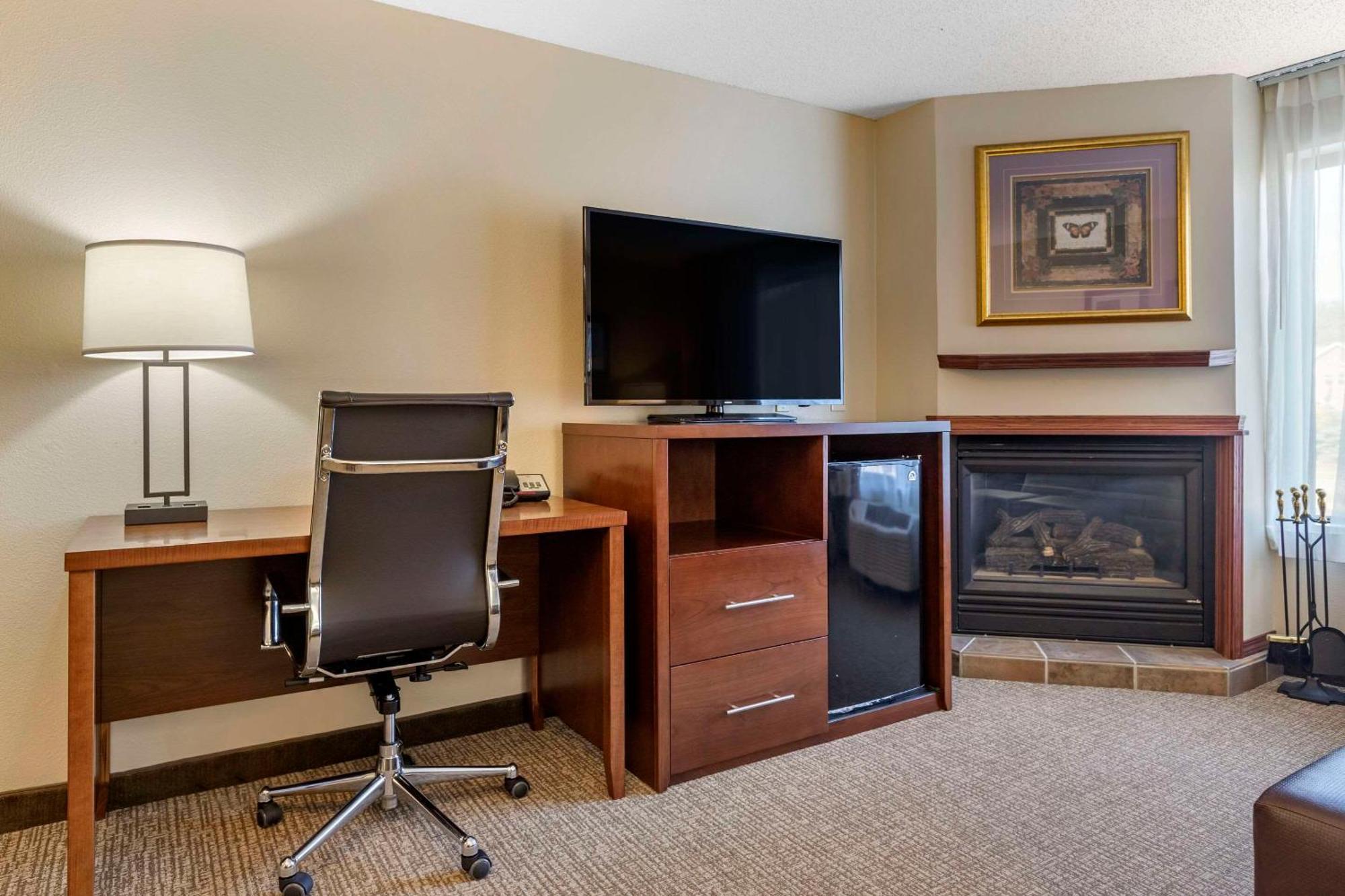 Comfort Suites Grandville - Grand Rapids Sw Ngoại thất bức ảnh